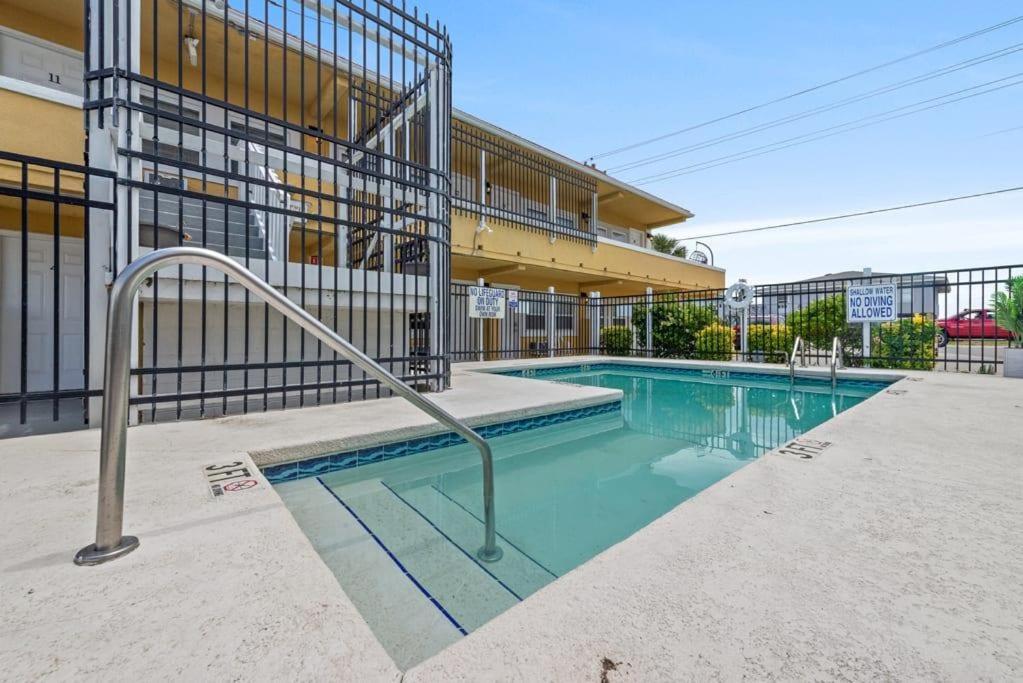 1Br With Pool Parking Pets Next To Beach 6 Apartment Myrtle Beach Luaran gambar